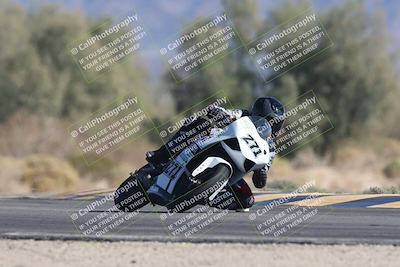 media/Oct-30-2025-Racers Edge (Thu) [[dabbdaf680]]/2-A Group/Session 5 (Turn 7)/